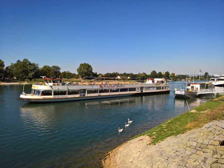 Rheinpromenade attraktiver und sicherer machen